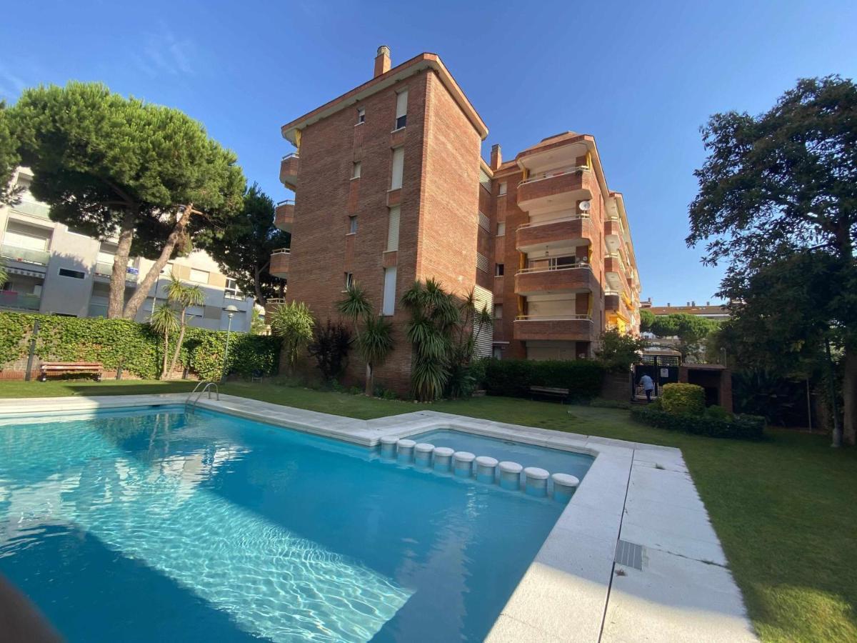 Las Antillas Con Piscina A Pie De Playa 4 Pax Lloret de Mar Dış mekan fotoğraf